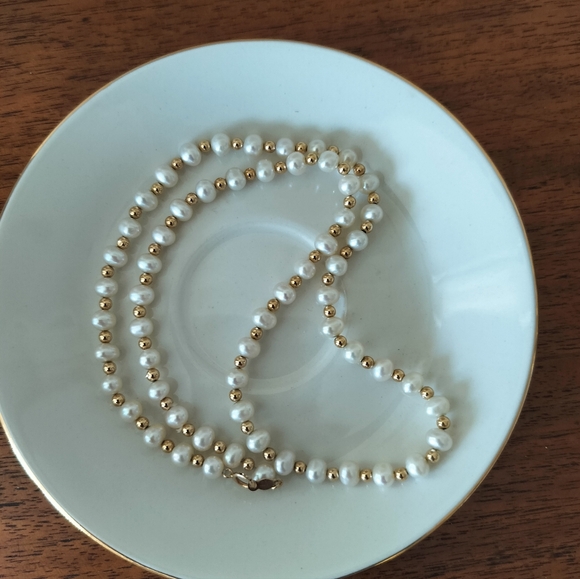 14K Gold Pearl Beaded Necklace Women\'s Elegant Pearl